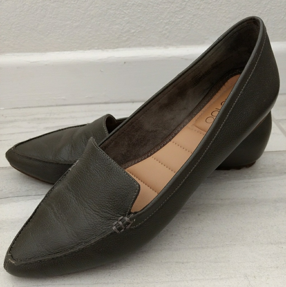 Me Too Audra Leather Flat - Olive Green 9.5